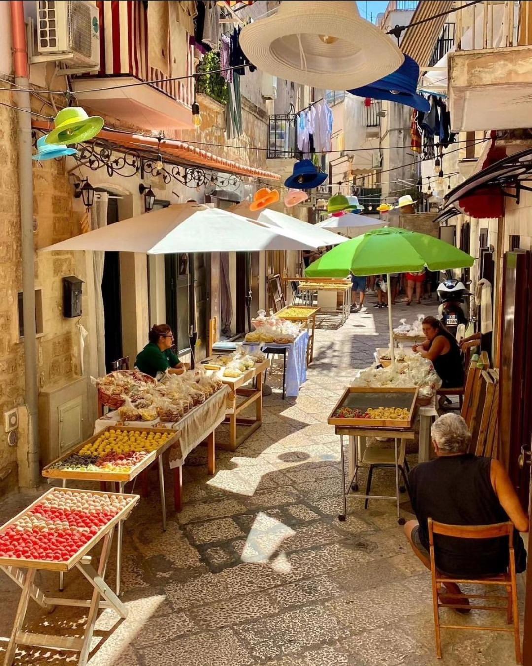 Le Tre Meraviglie Μπάρι Εξωτερικό φωτογραφία